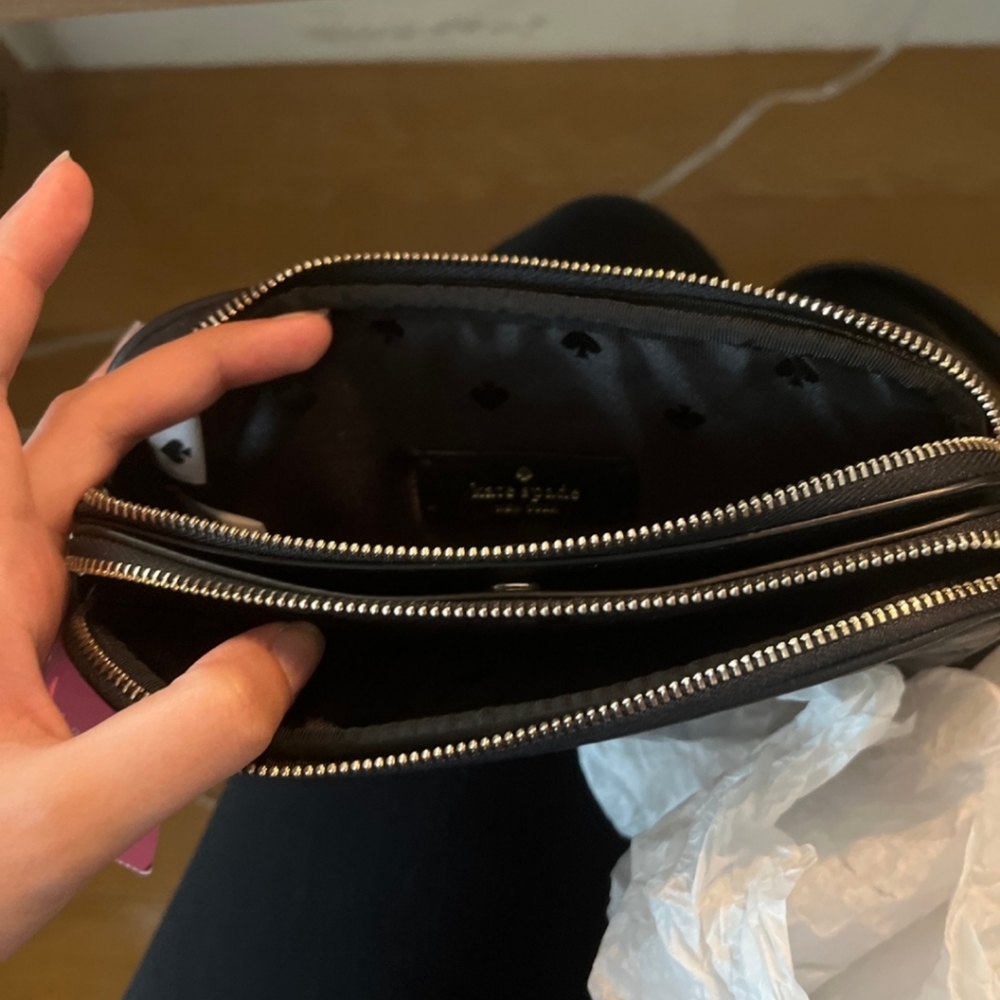 NWT KATE SPADE Double-sided zip crossbody - Picture 2 of 2